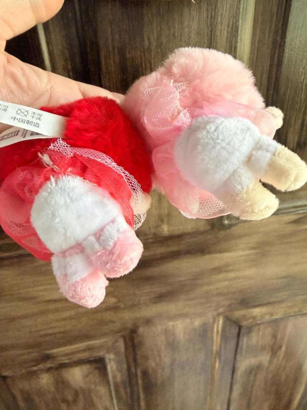 POP MART Crybaby Crying For Love Love You Cherry Plush Figure Pendant - Picture 7 of 8